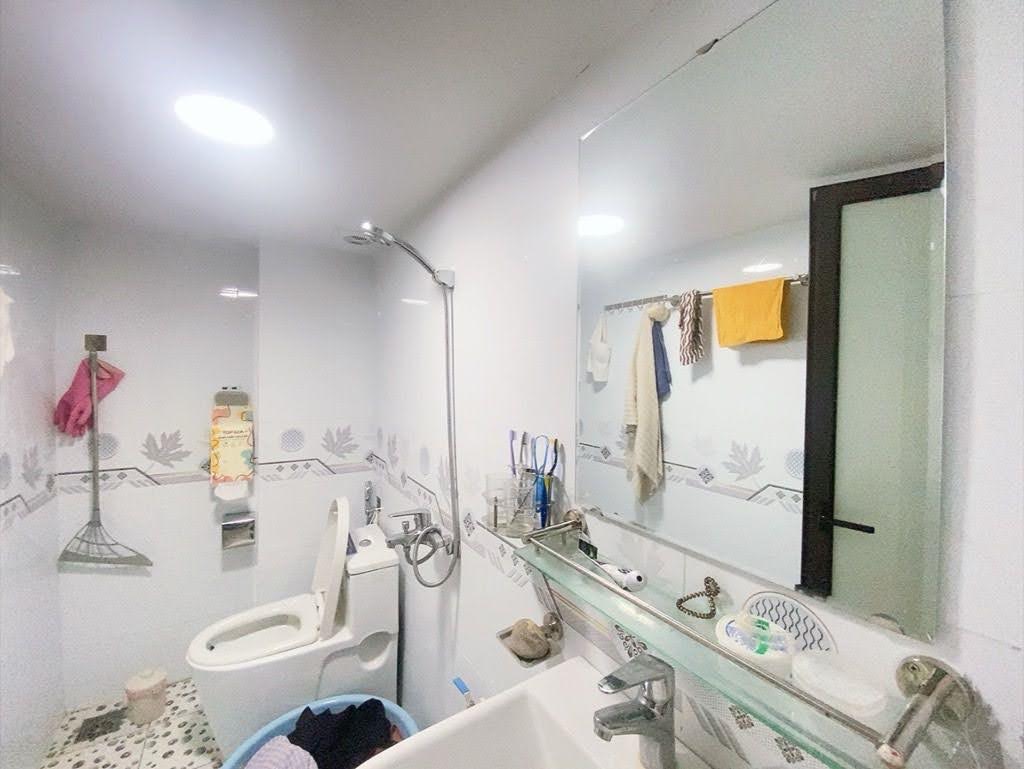 bán gấp nhà phố Trần Phú DT 31m2 x 5 tầng full nội thất, gần ô tô giá 9 tỷ